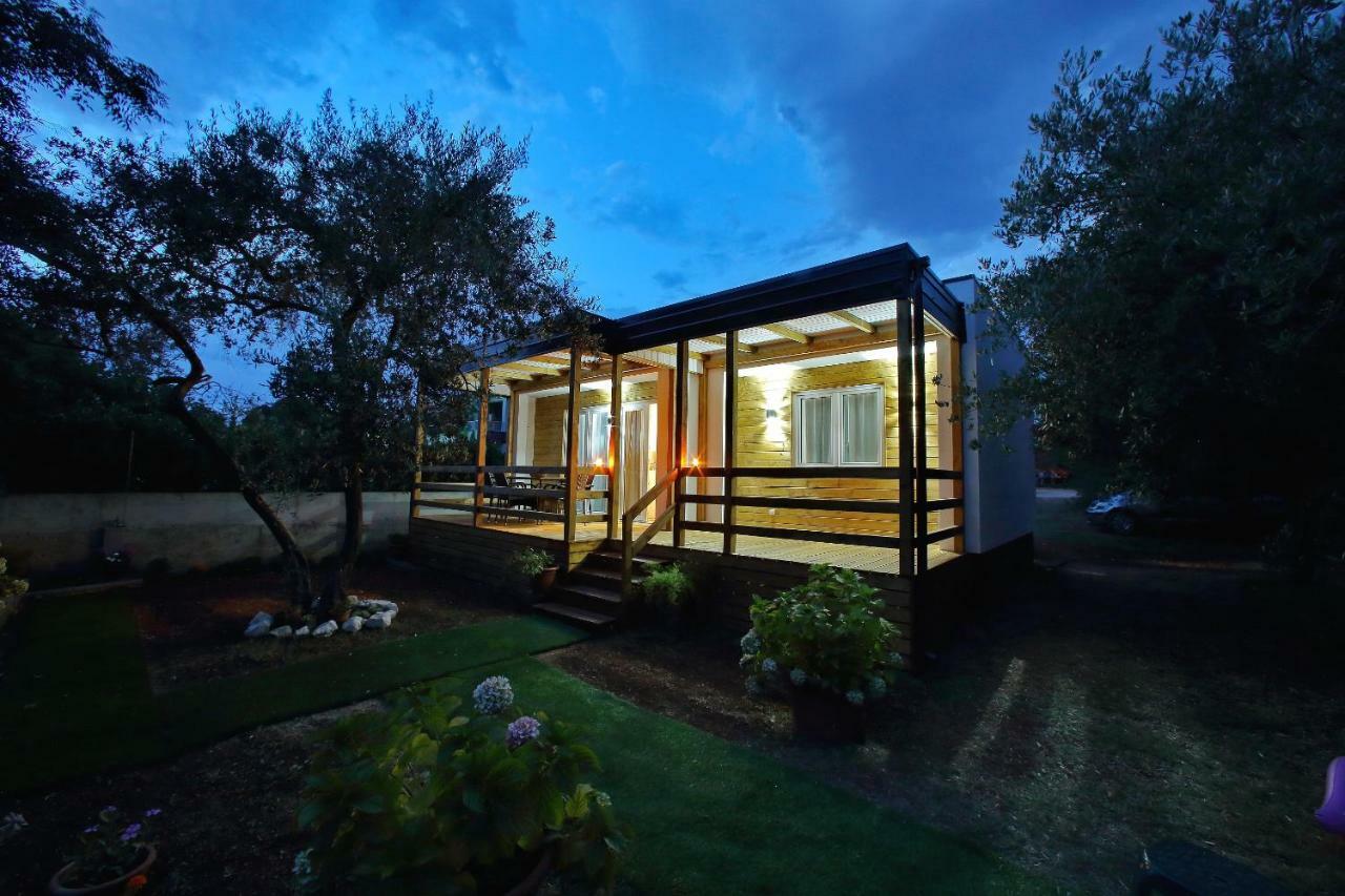 Mobile Homes Olive And Sea Бибине Екстериор снимка