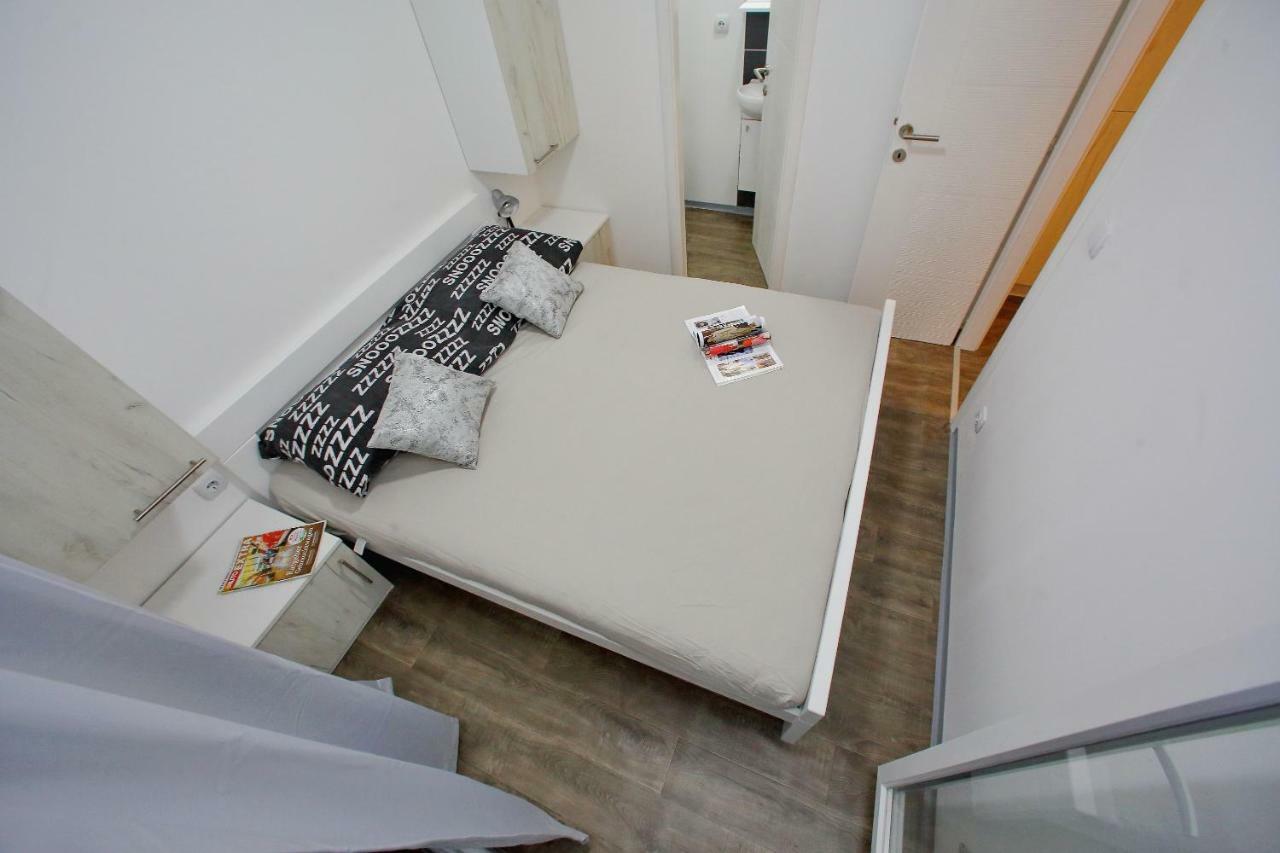 Mobile Homes Olive And Sea Бибине Екстериор снимка