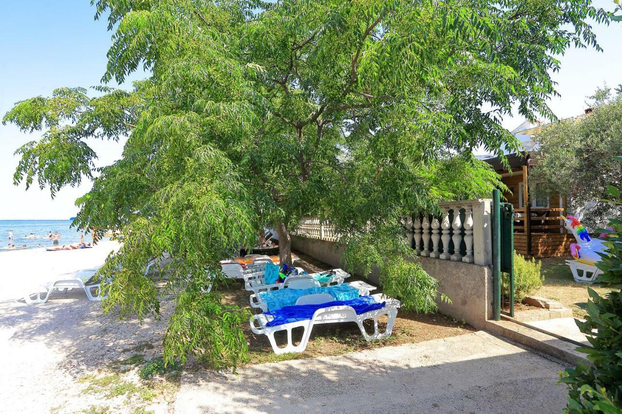 Mobile Homes Olive And Sea Бибине Екстериор снимка