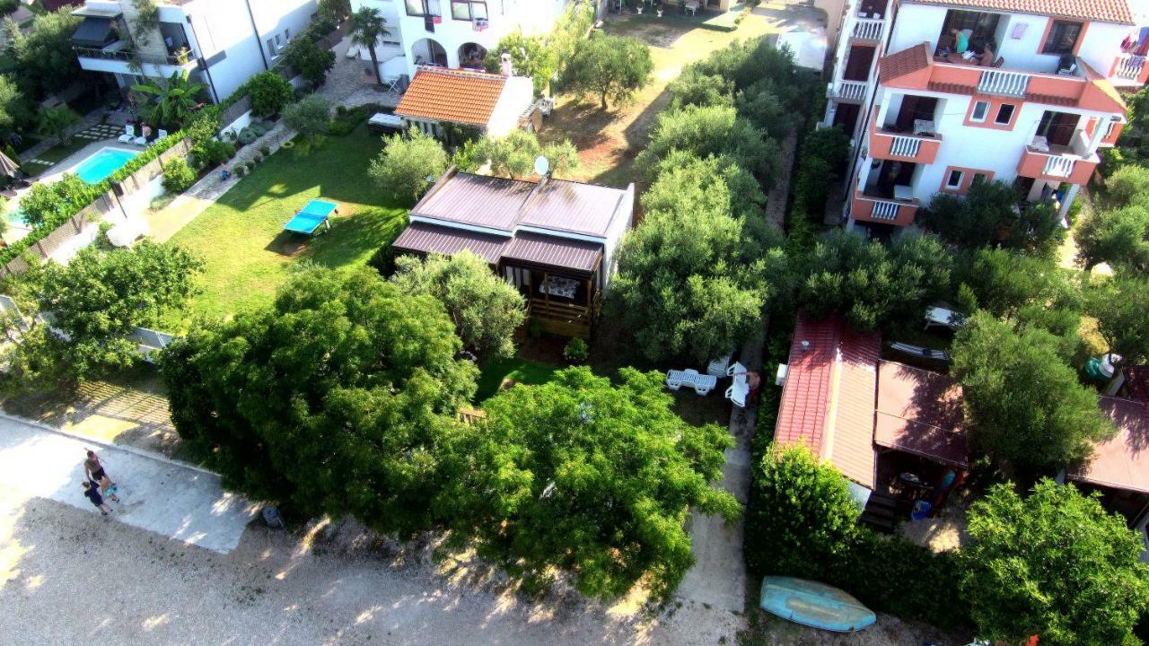 Mobile Homes Olive And Sea Бибине Екстериор снимка