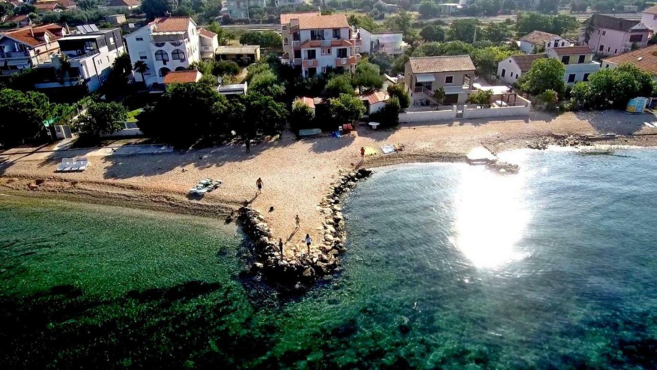 Mobile Homes Olive And Sea Бибине Екстериор снимка