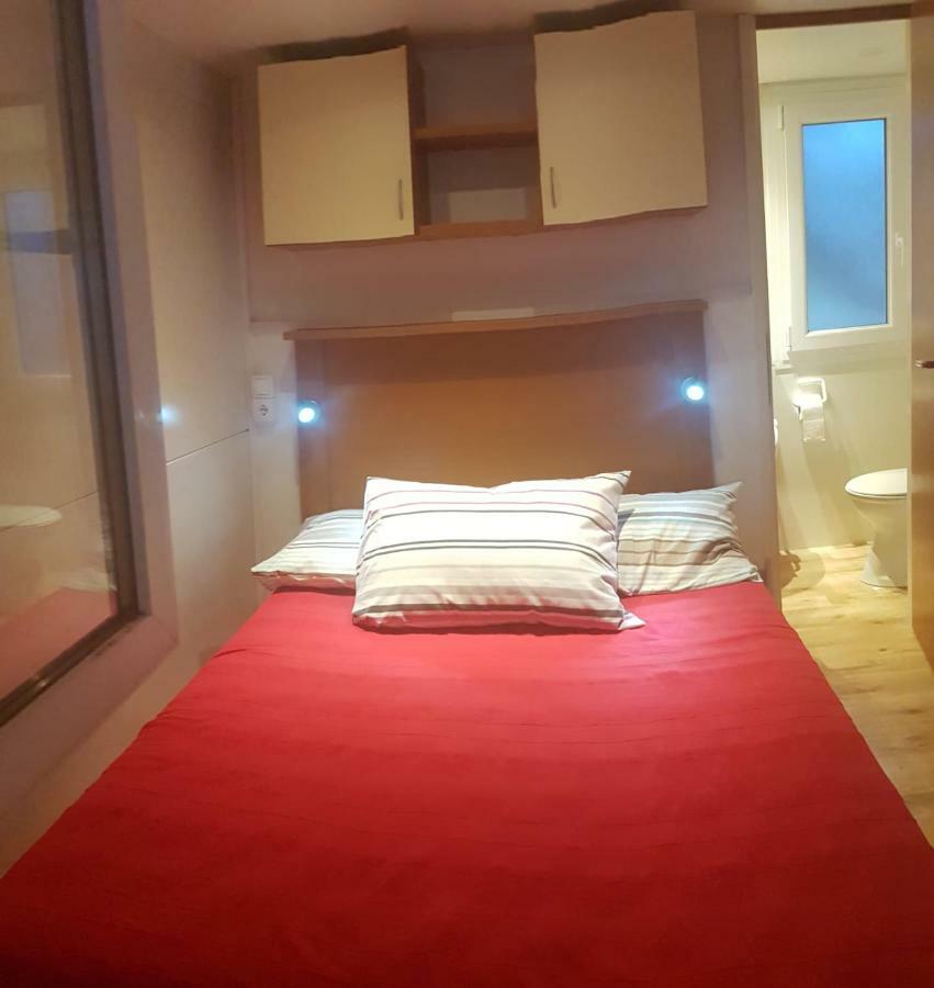 Mobile Homes Olive And Sea Бибине Екстериор снимка